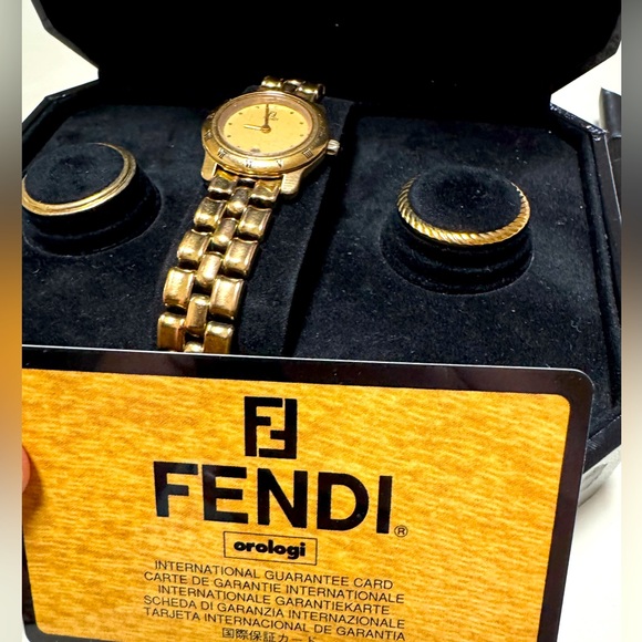 Gold 1990s Vintage FENDI Women’s Wristwatch - Picture 1 of 9
